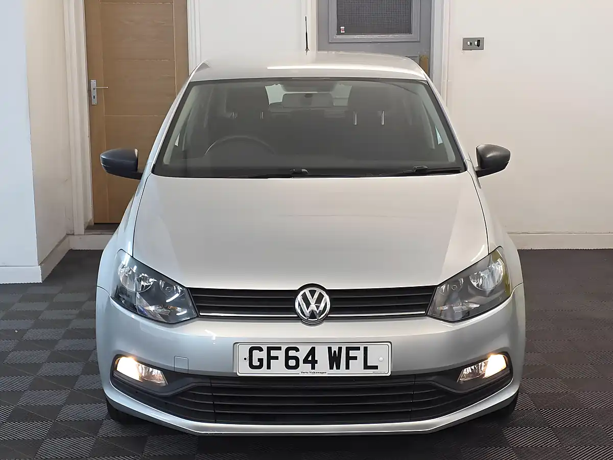 Used 2014 Volkswagen Polo S Silver - Interior and Exterior details 2