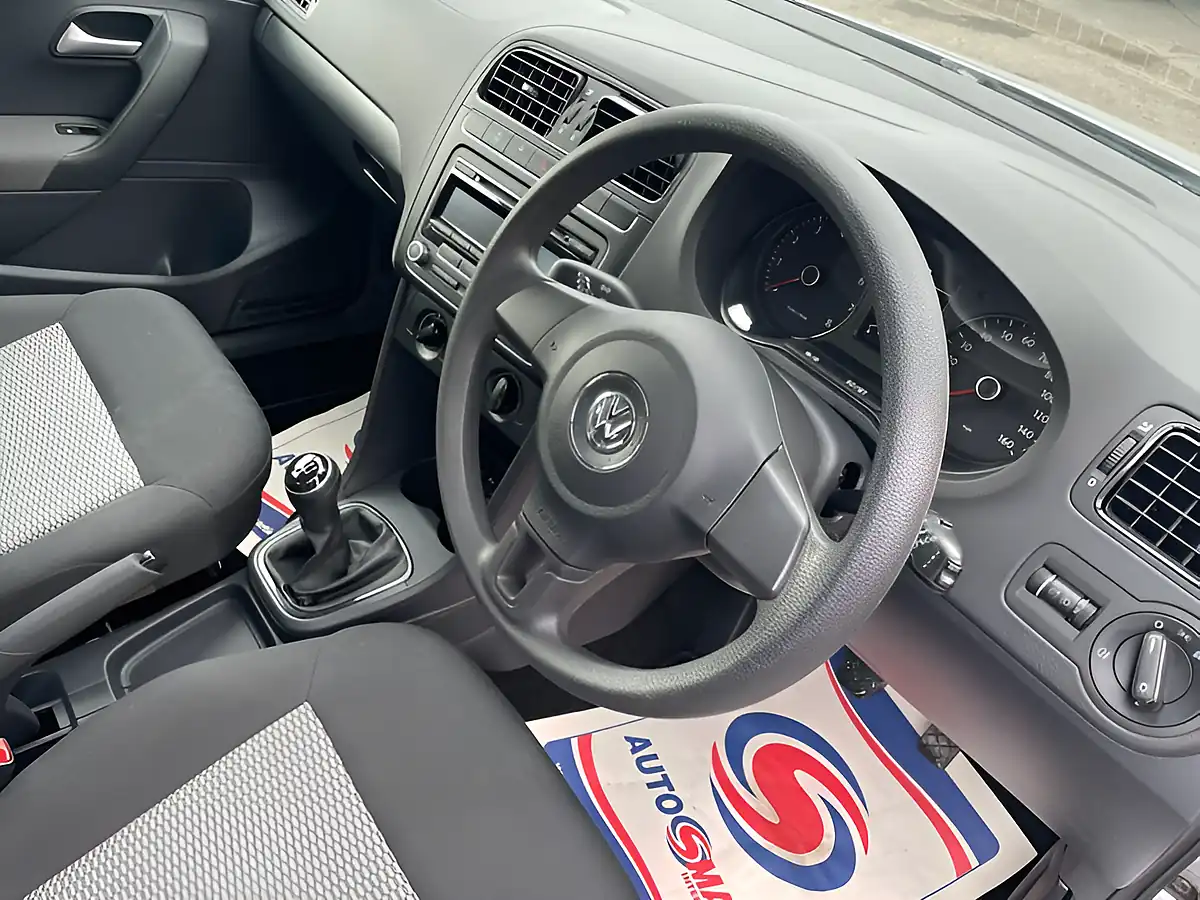 Used 2014 Volkswagen Polo S Silver - Interior and Exterior details 13
