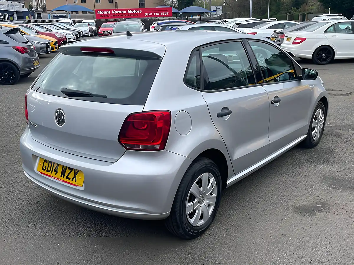 Used 2014 Volkswagen Polo S Silver - Interior and Exterior details 8