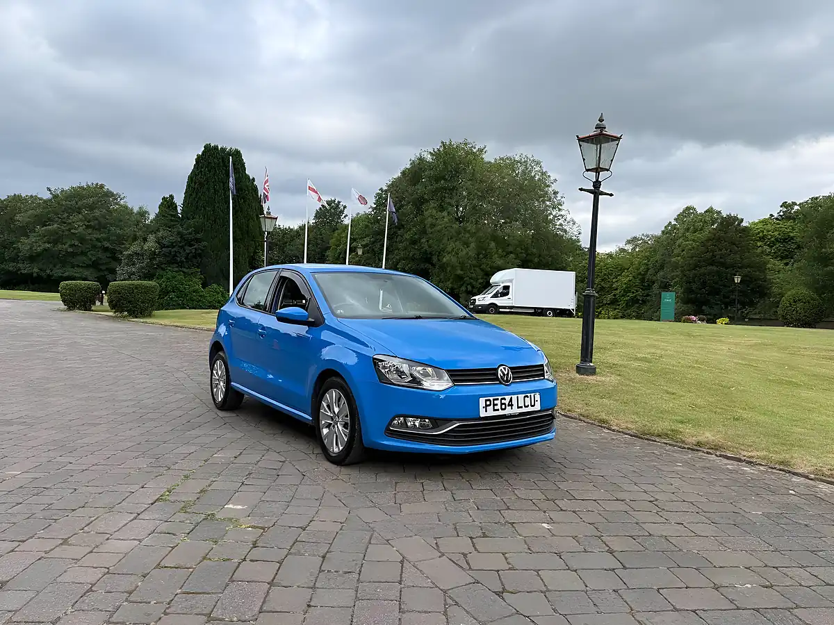 Used 2014 Volkswagen Polo Se Blue - Front View