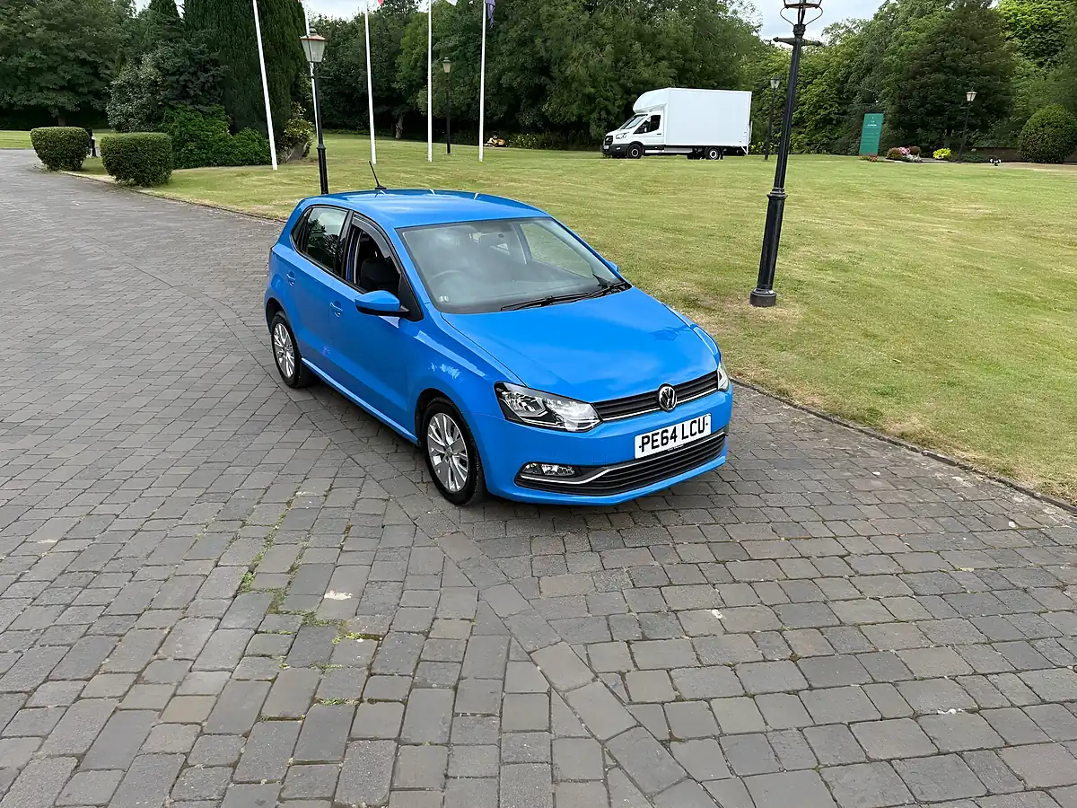 Used 2014 Volkswagen Polo Se Blue - Interior and Exterior details 2