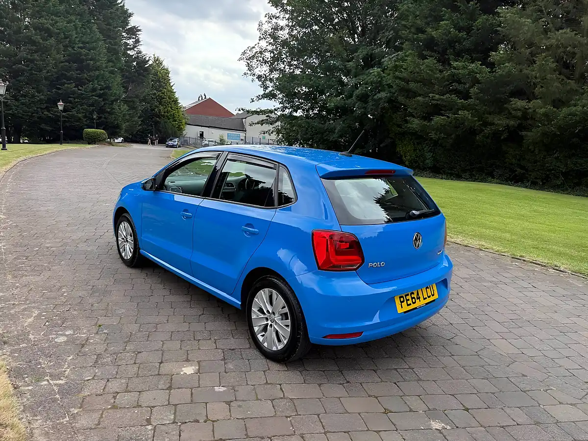 Used 2014 Volkswagen Polo Se Blue - Interior and Exterior details 6