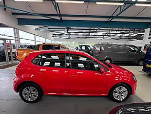 Used 2014 Volkswagen Polo Se Bluemotion Tech Red - Interior and Exterior details 8