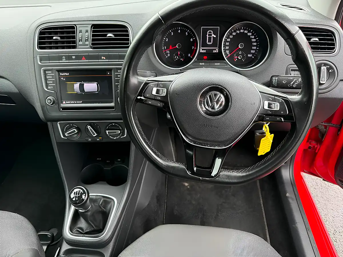 Used 2014 Volkswagen Polo Se Red - Interior and Exterior details 10