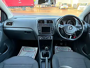 Used 2014 Volkswagen Polo Se Red - Interior and Exterior details 4