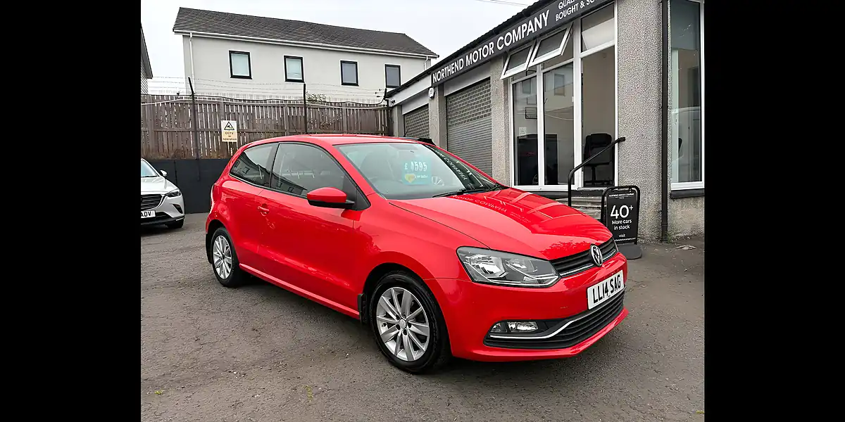 Used 2014 Volkswagen Polo Se Red - Front View