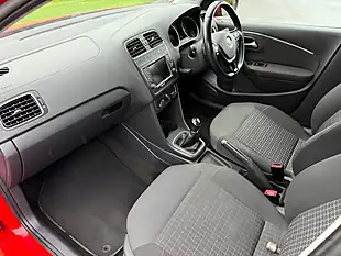 Used 2014 Volkswagen Polo Se Red - Interior and Exterior details 15