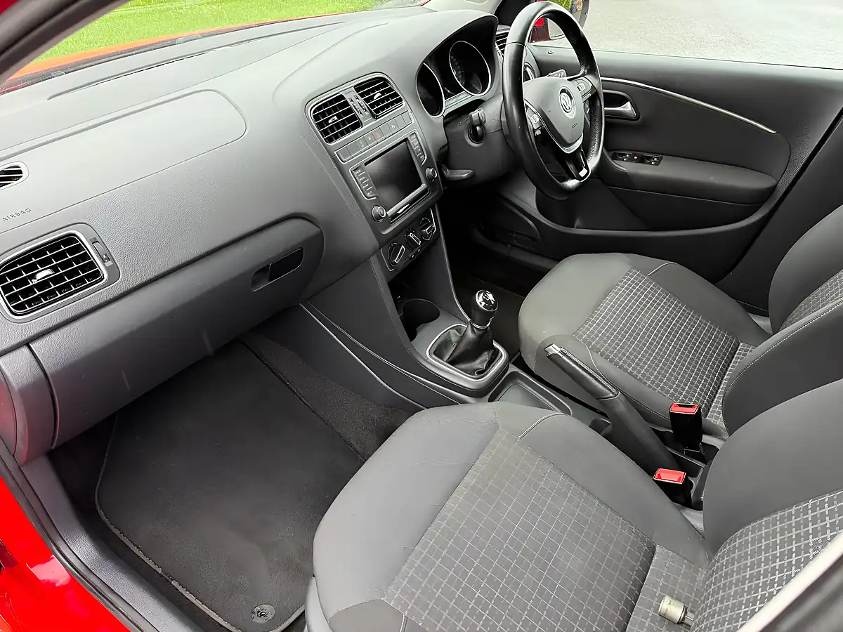 Used 2014 Volkswagen Polo Se Red - Interior and Exterior details 15
