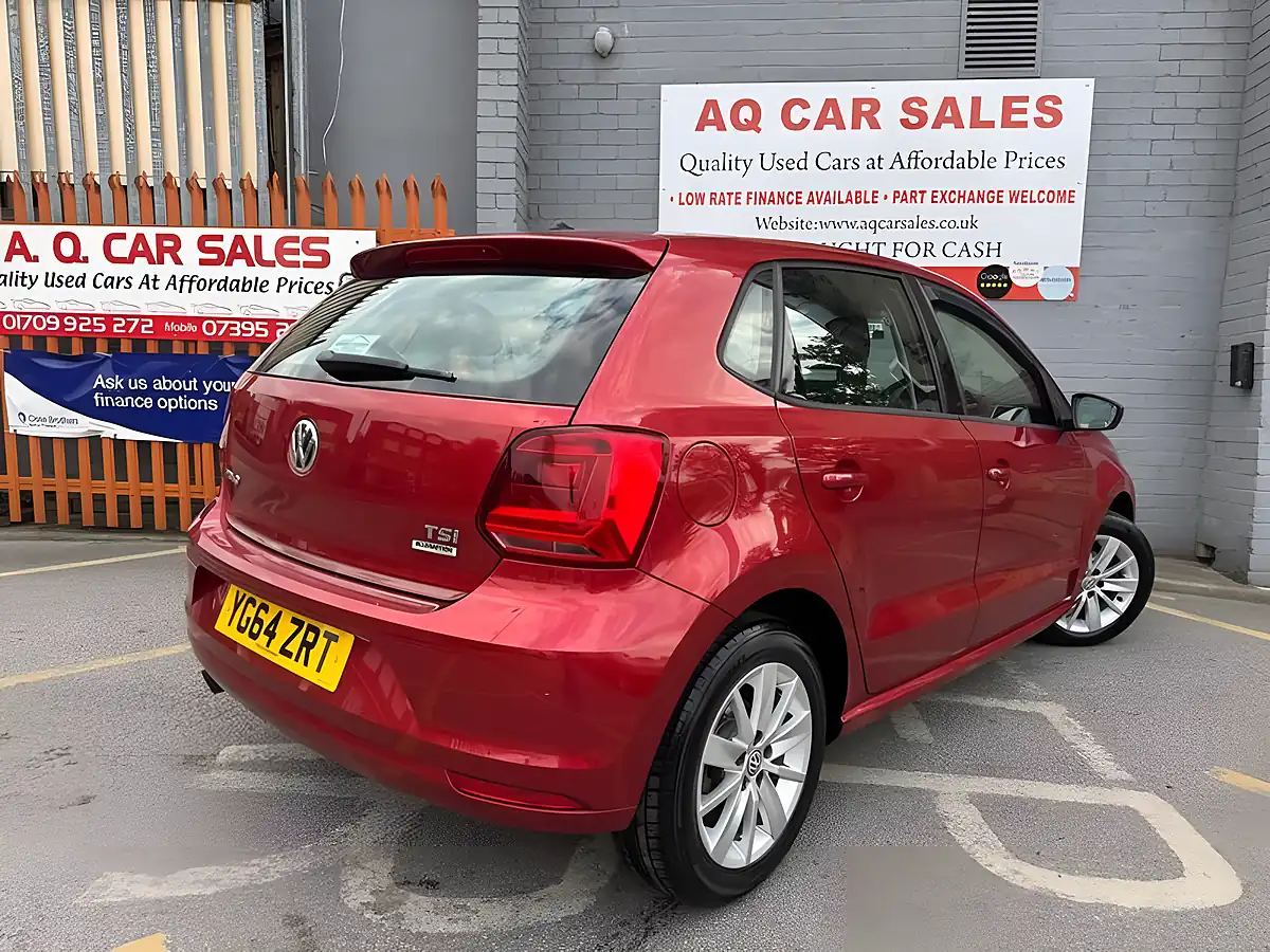 Used 2014 Volkswagen Polo Se Red - Interior and Exterior details 7