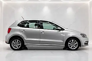 Used 2014 Volkswagen Polo Se Silver - Interior and Exterior details 8