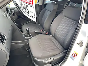 Used 2014 Volkswagen Polo Se White - Interior and Exterior details 10
