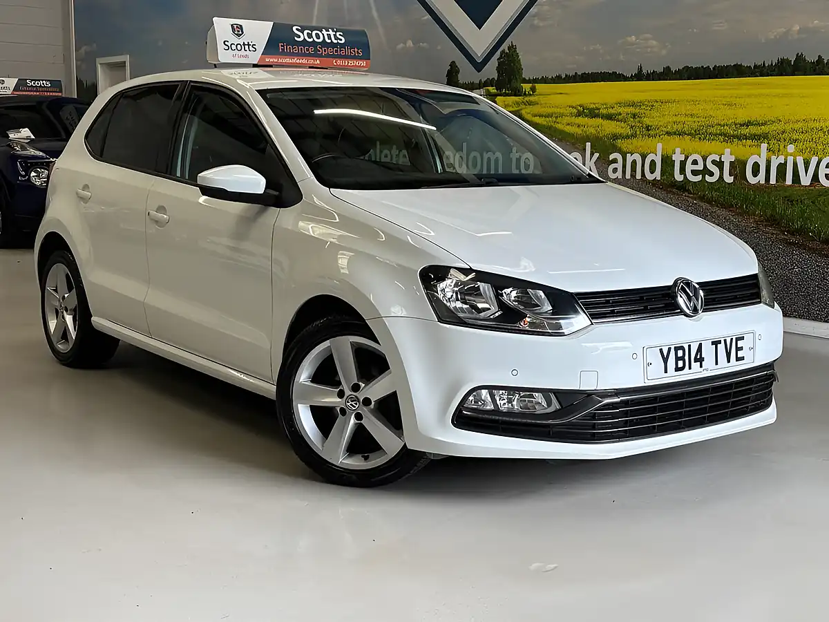 Used 2014 Volkswagen Polo Sel Bluemotion Tech White - Front View