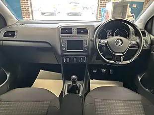 Used 2014 Volkswagen Polo Sel Bluemotion Tech White - Interior and Exterior details 18
