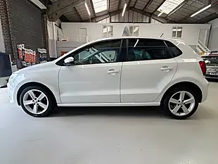 Used 2014 Volkswagen Polo Sel Bluemotion Tech White - Interior and Exterior details 8
