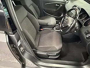 Used 2014 Volkswagen Polo Sel Grey - Interior and Exterior details 16
