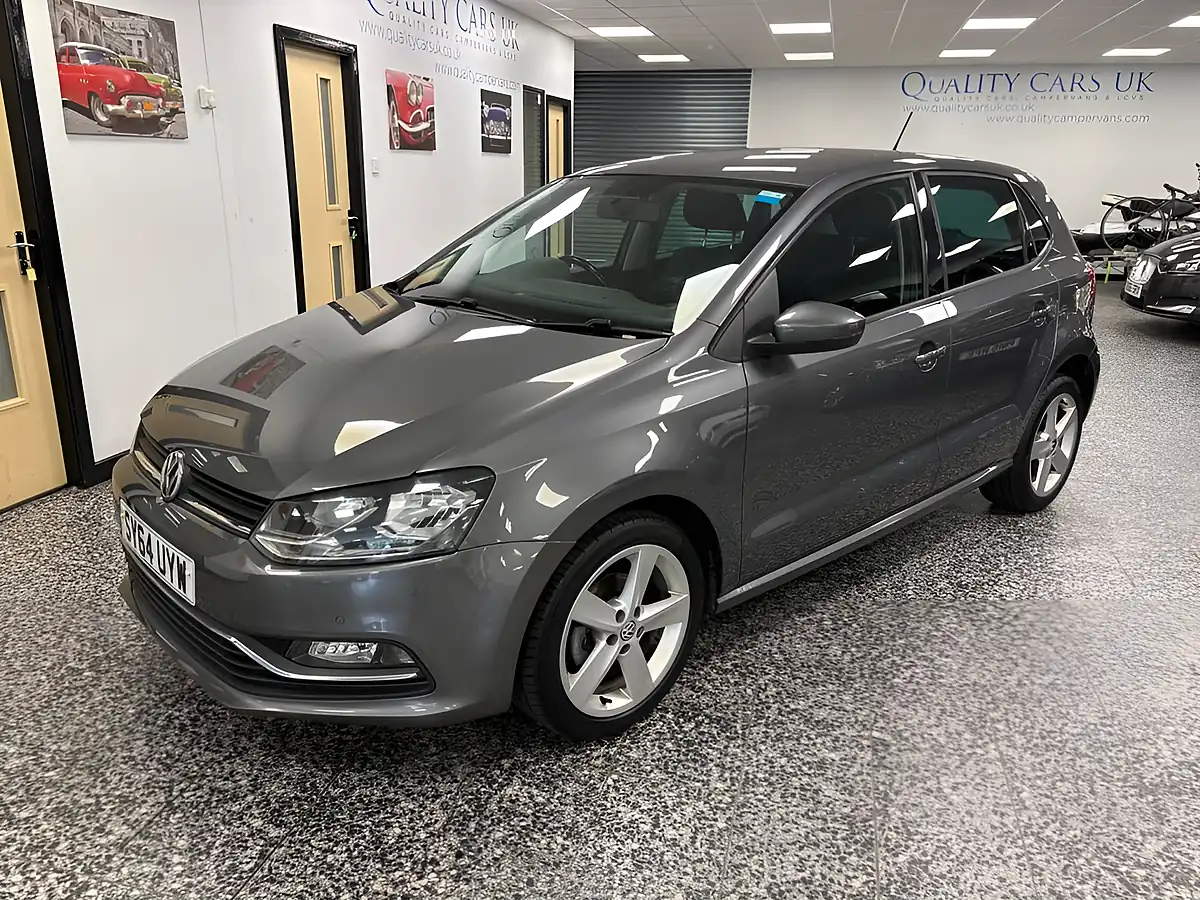 Used 2014 Volkswagen Polo Sel Grey - Interior and Exterior details 4