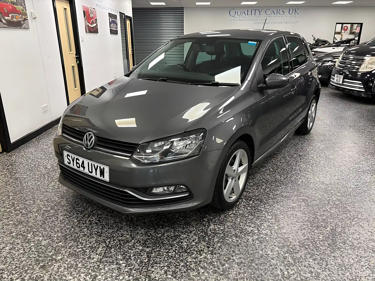 Used 2014 Volkswagen Polo Sel Grey - Interior and Exterior details 5
