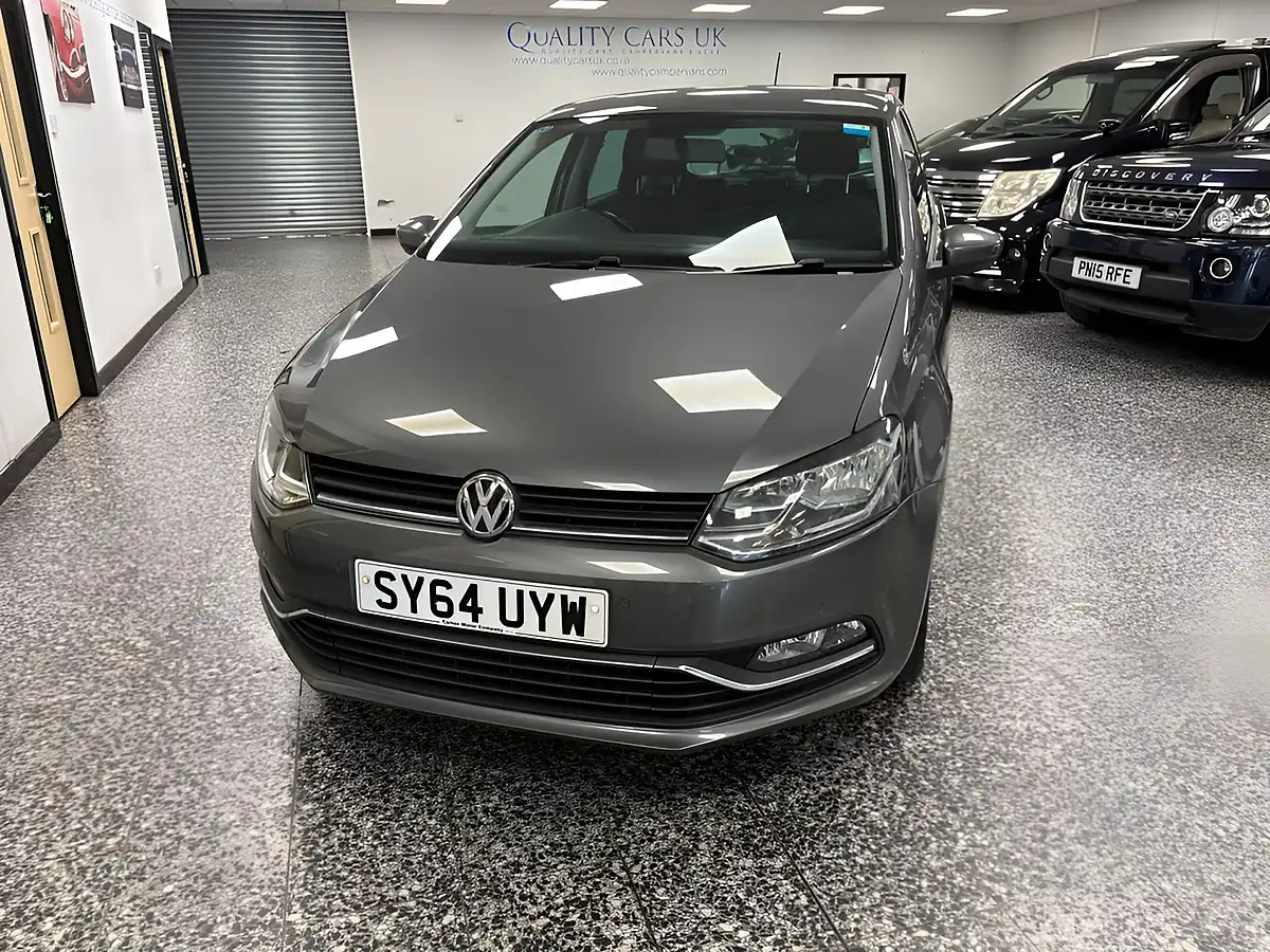 Used 2014 Volkswagen Polo Sel Grey - Interior and Exterior details 7