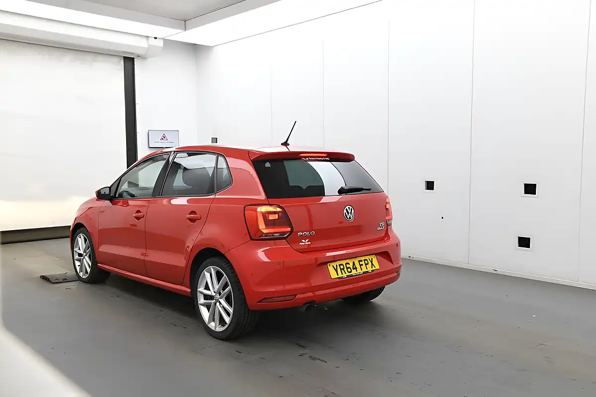 Used 2014 Volkswagen Polo Sel Red - Interior and Exterior details 5