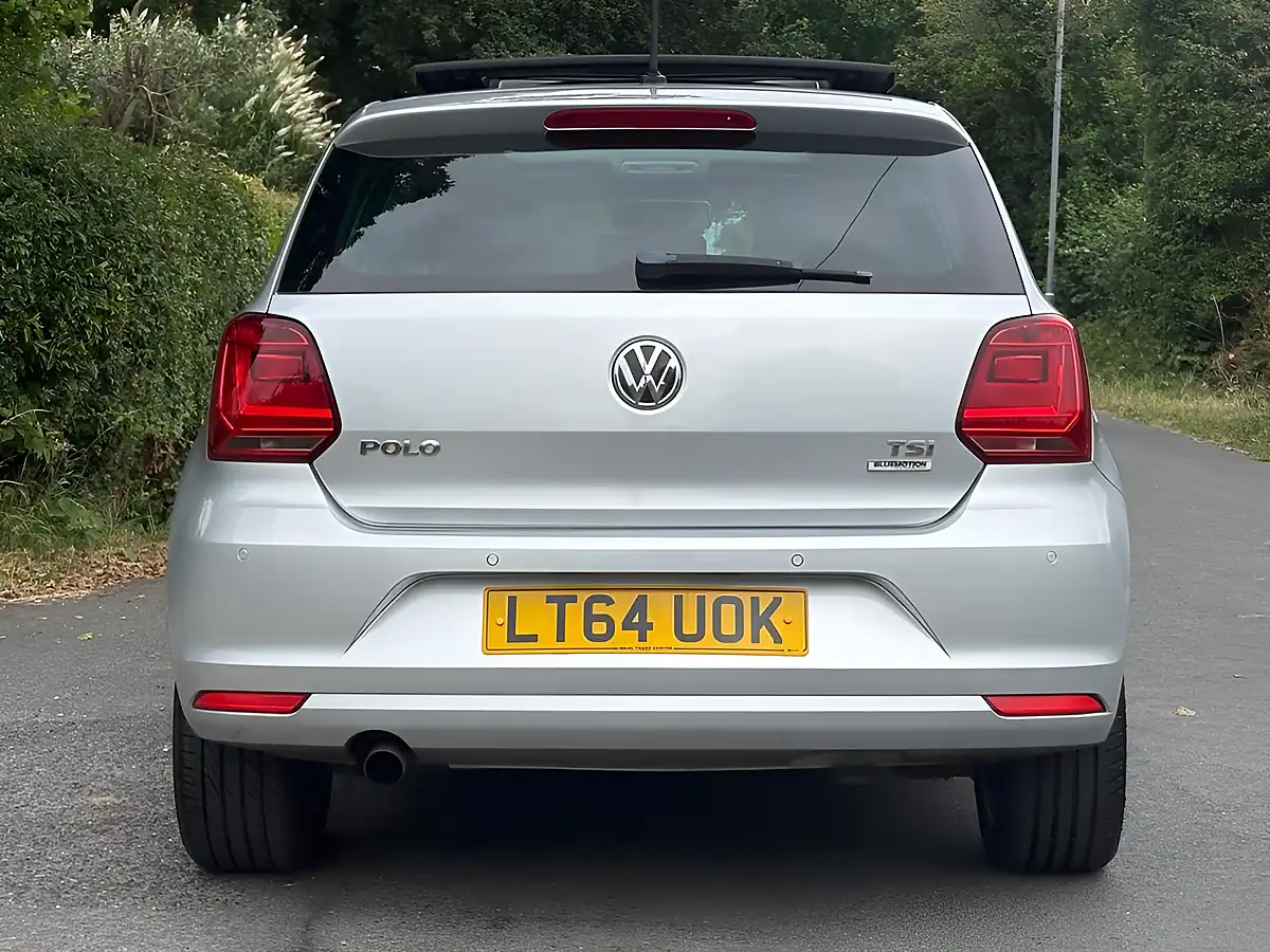 Used 2014 Volkswagen Polo Sel Silver - Interior and Exterior details 7