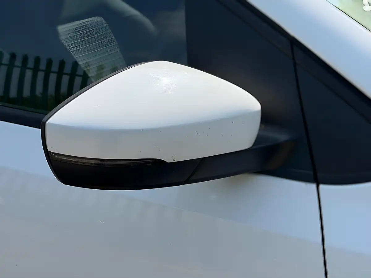 Used 2014 Volkswagen Polo Sel White - Interior and Exterior details 11