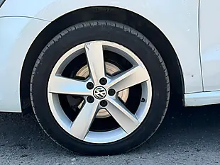 Used 2014 Volkswagen Polo Sel White - Interior and Exterior details 13