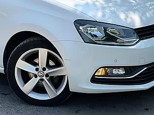Used 2014 Volkswagen Polo Sel White - Interior and Exterior details 4