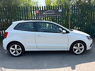 Used 2014 Volkswagen Polo Sel White - Interior and Exterior details 7
