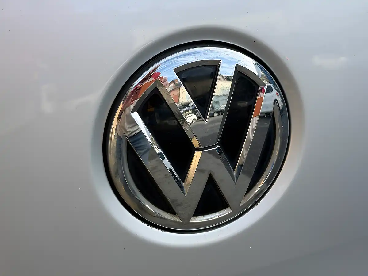 Used 2014 Volkswagen Polo Tech Se Silver - Interior and Exterior details 11