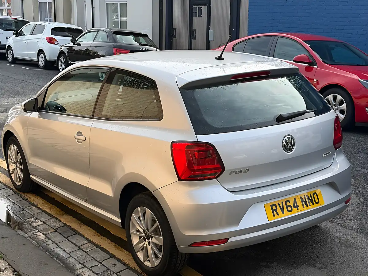 Used 2014 Volkswagen Polo Tech Se Silver - Interior and Exterior details 6
