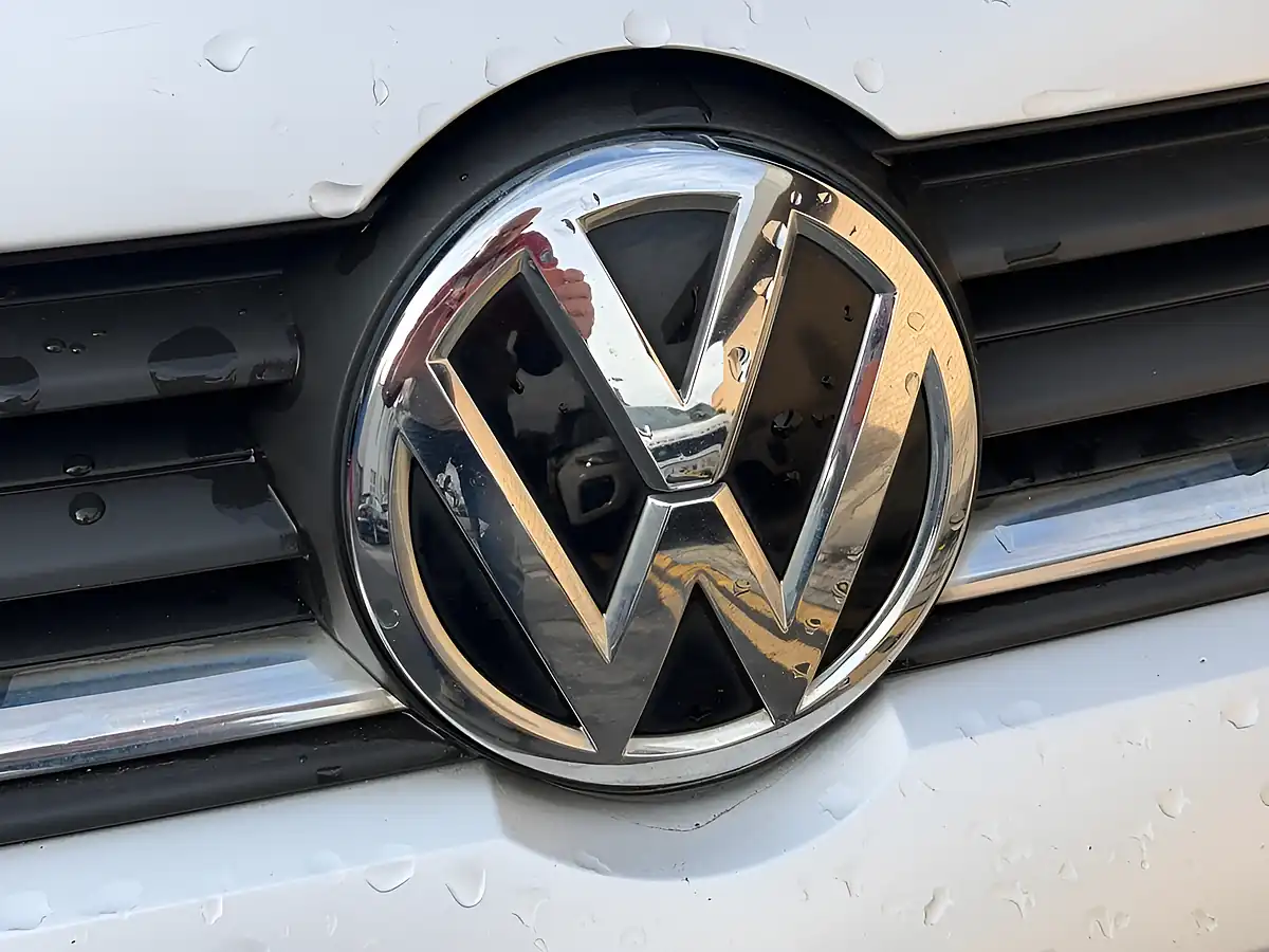 Used 2014 Volkswagen Polo Tech Se Silver - Interior and Exterior details 9