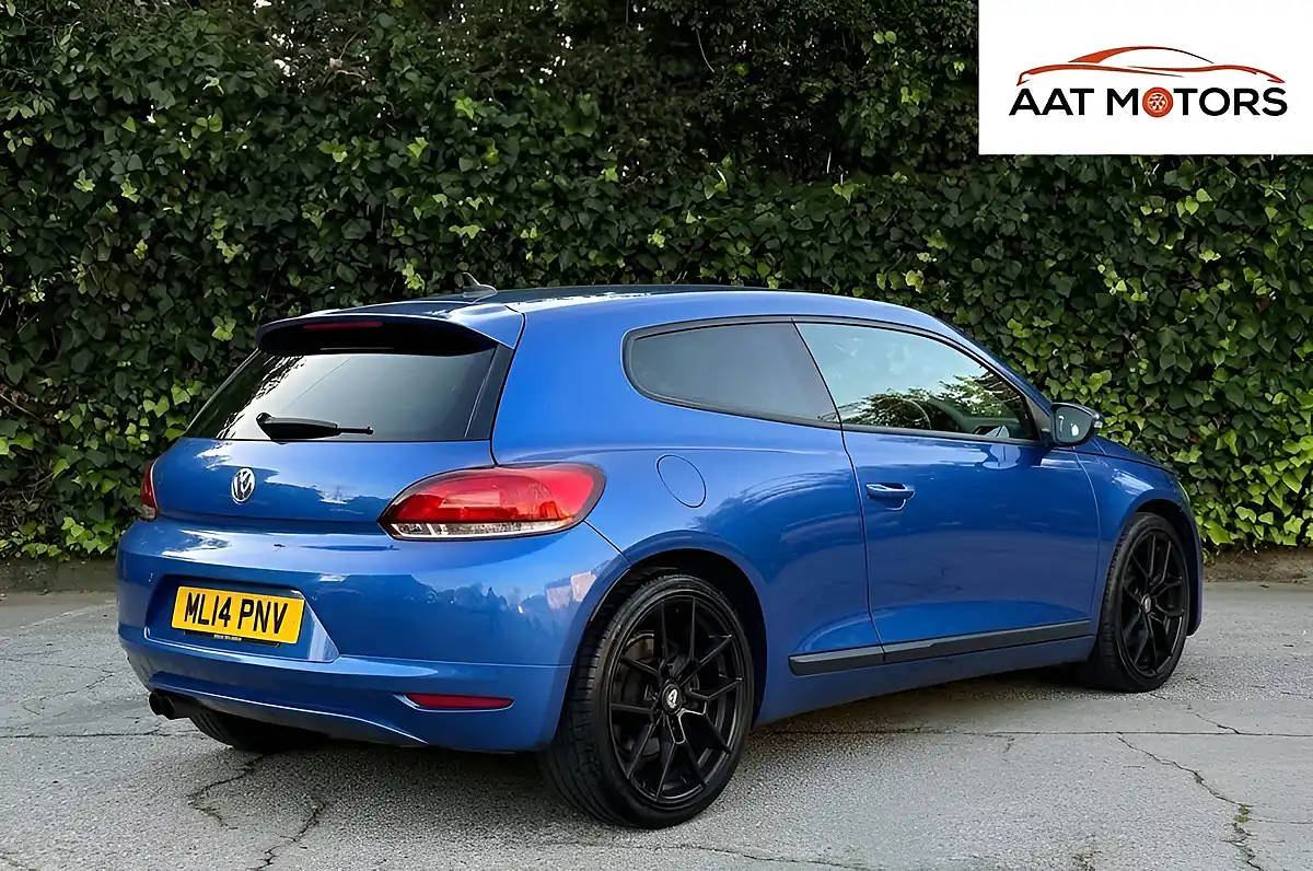 Used 2014 Volkswagen Scirocco Bluemotion Tech Blue - Interior and Exterior details 4