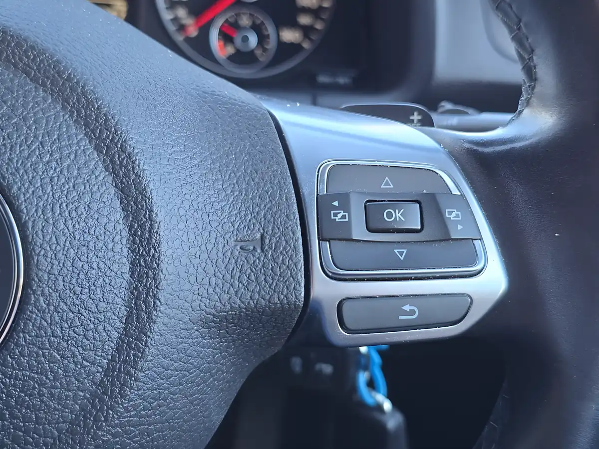 Used 2014 Volkswagen Scirocco GT White - Interior and Exterior details 14