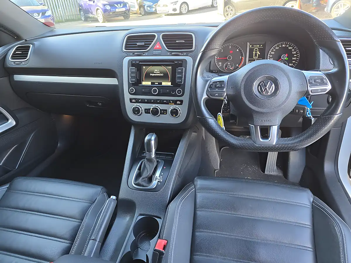 Used 2014 Volkswagen Scirocco GT White - Interior and Exterior details 7