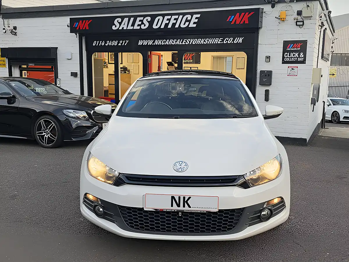 Used 2014 Volkswagen Scirocco GT White - Interior and Exterior details 5
