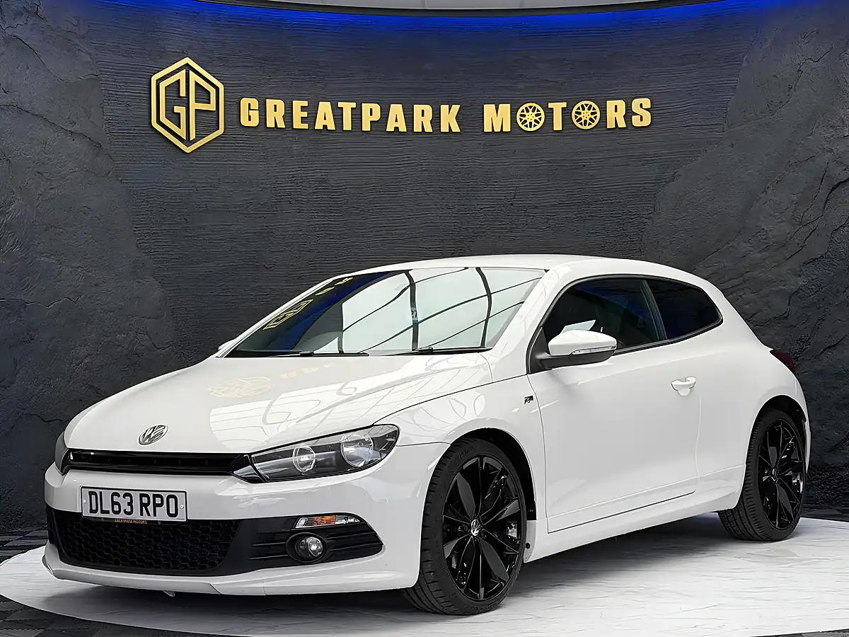 Used 2014 Volkswagen Scirocco R-Line White - Front View