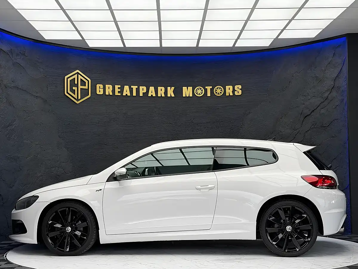 Used 2014 Volkswagen Scirocco R-Line White - Interior and Exterior details 8