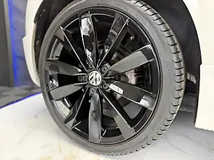 Used 2014 Volkswagen Scirocco R-Line White - Interior and Exterior details 9