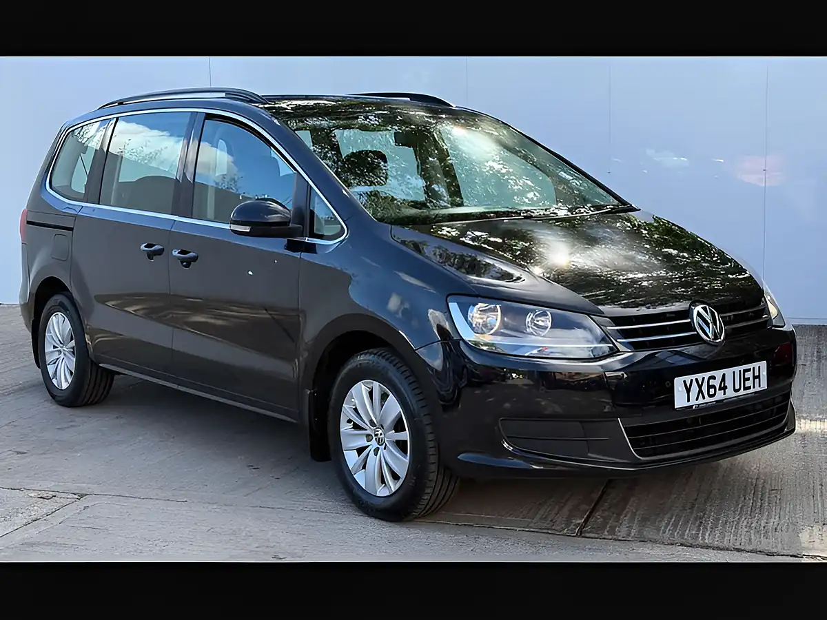 Used 2014 Volkswagen Sharan Se Bluemotion Deep Black - Front View