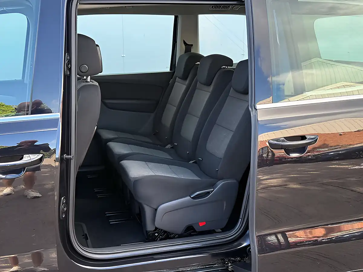 Used 2014 Volkswagen Sharan Se Bluemotion Deep Black - Interior and Exterior details 15