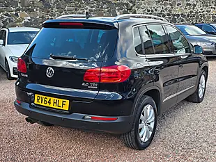 Used 2014 Volkswagen Tiguan Bluemotion Tech Match Deep Black Pearl - Interior and Exterior details 17