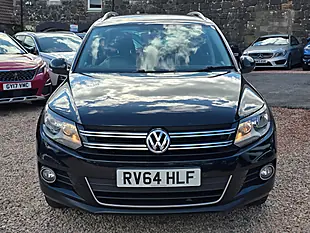 Used 2014 Volkswagen Tiguan Bluemotion Tech Match Deep Black Pearl - Interior and Exterior details 3