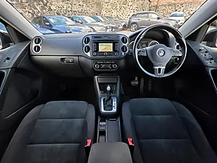 Used 2014 Volkswagen Tiguan Bluemotion Tech Match Deep Black Pearl - Interior and Exterior details 7