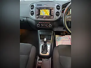 Used 2014 Volkswagen Tiguan Bluemotion Tech Match Green - Interior and Exterior details 12
