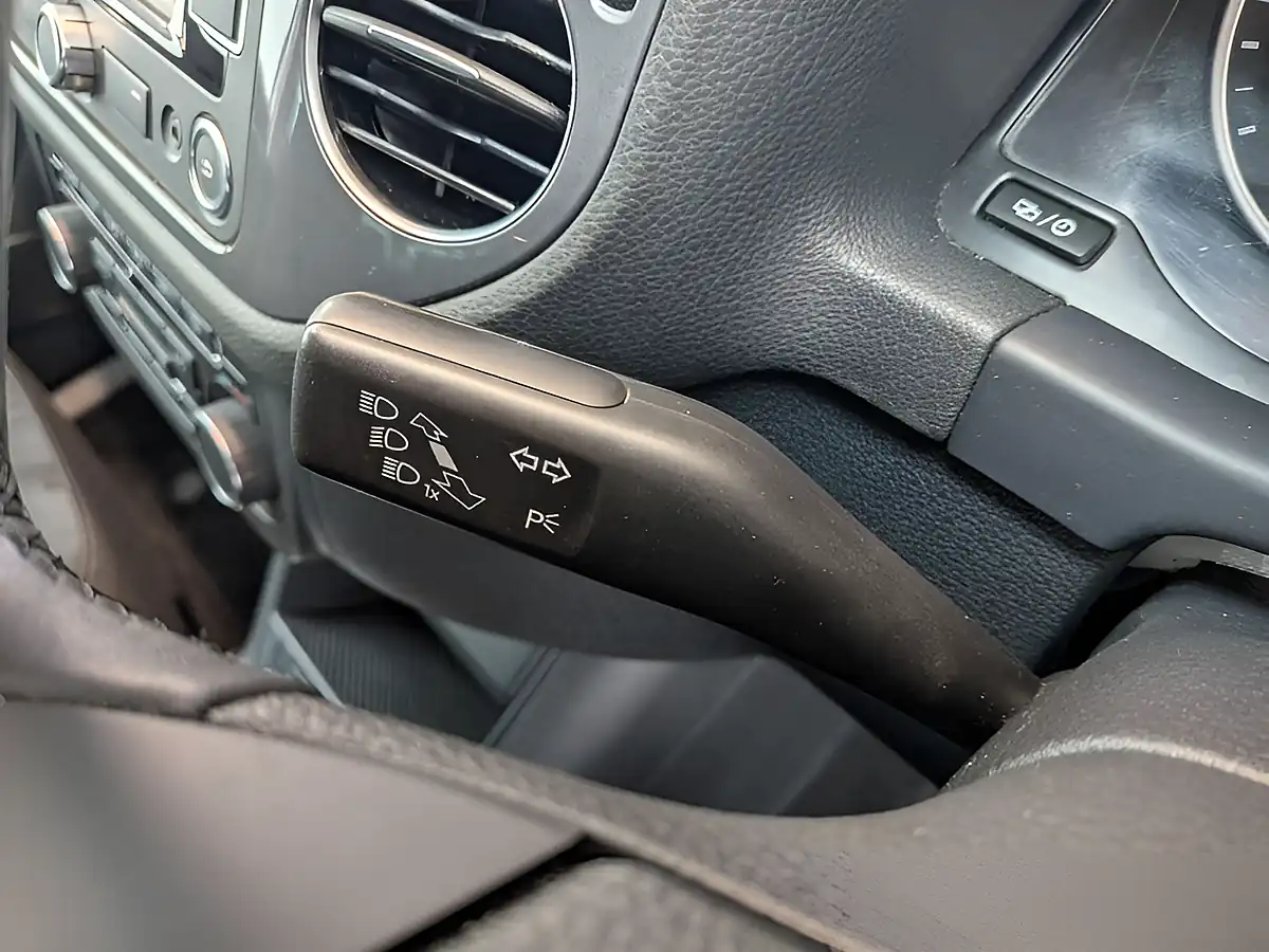 Used 2014 Volkswagen Tiguan Bluemotion Tech Match White - Interior and Exterior details 12