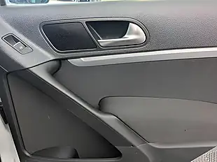 Used 2014 Volkswagen Tiguan Bluemotion Tech Match White - Interior and Exterior details 15