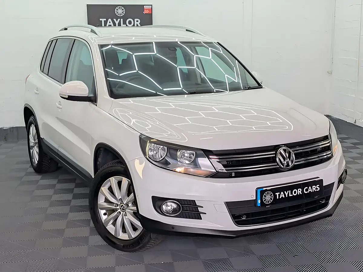 Used 2014 Volkswagen Tiguan Bluemotion Tech Match White - Interior and Exterior details 3