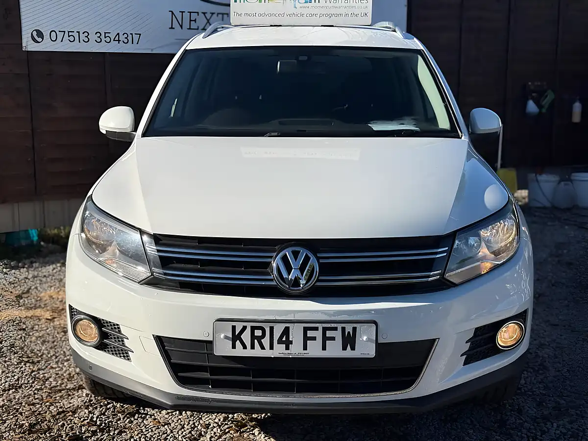 Used 2014 Volkswagen Tiguan Bluemotion Tech Match White - Interior and Exterior details 3