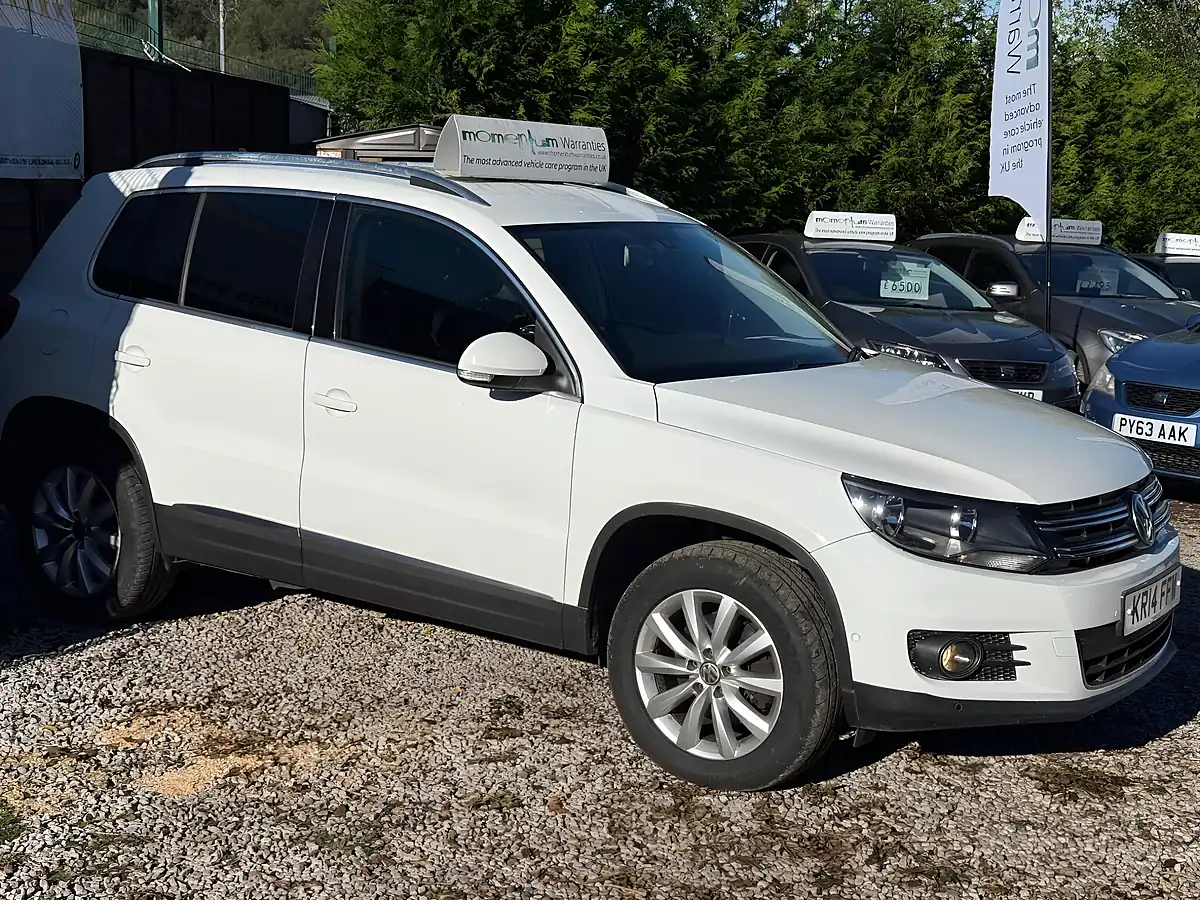Used 2014 Volkswagen Tiguan Bluemotion Tech Match White - Interior and Exterior details 5