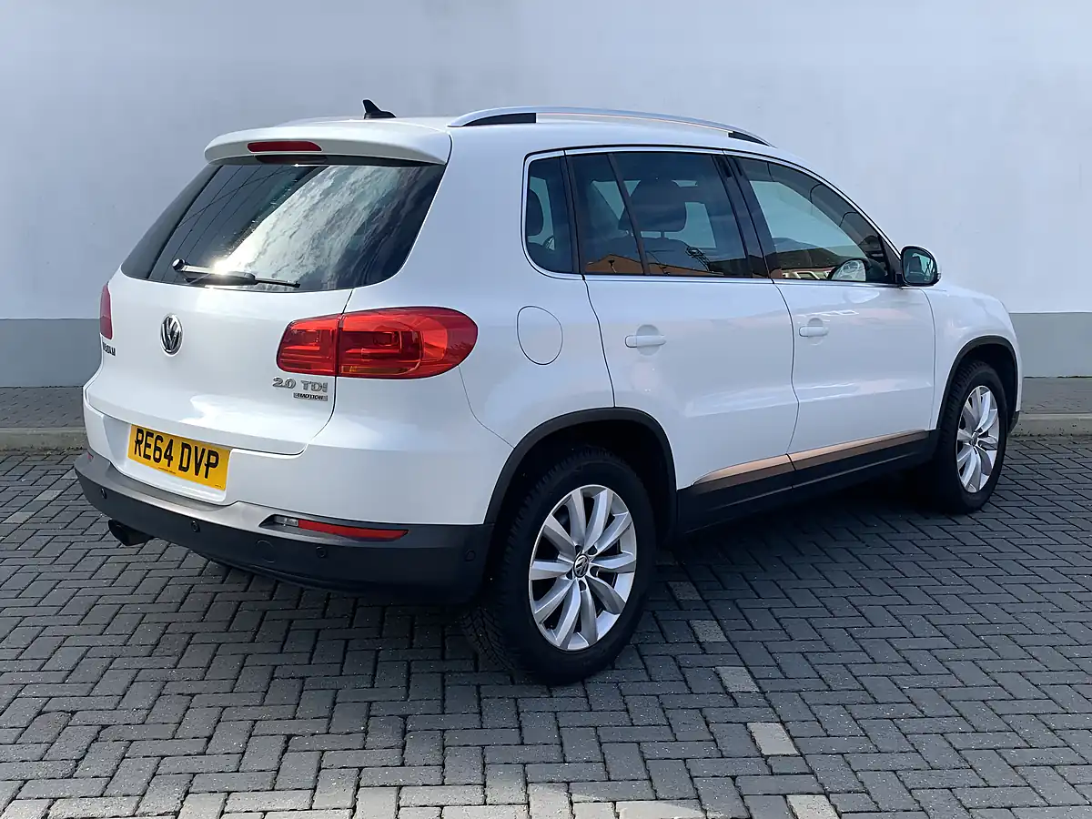 Used 2014 Volkswagen Tiguan Bluemotion Tech Match White - Interior and Exterior details 10